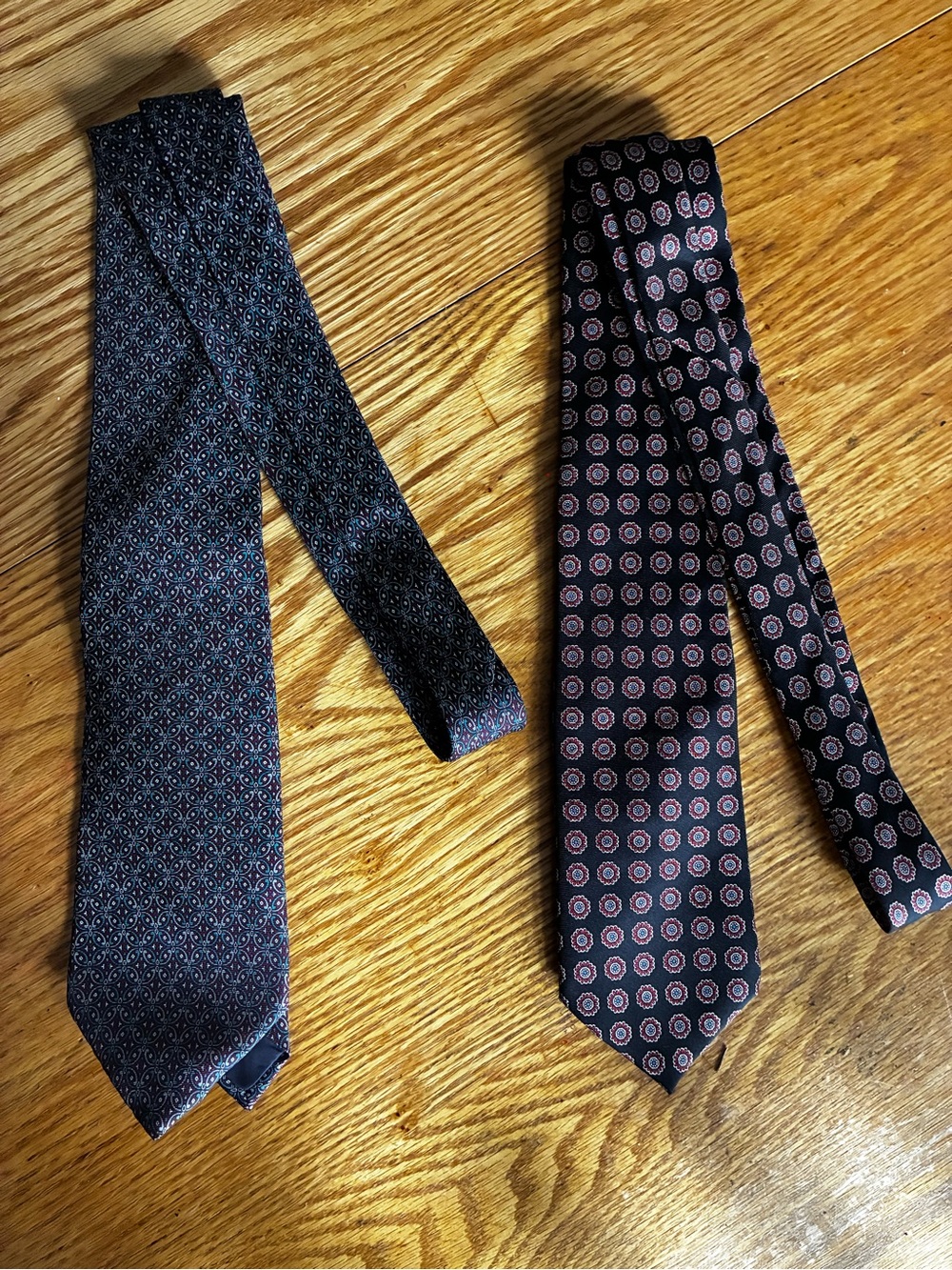 Vintage Men'sPatterned Silk Ties - Oscar de la Renta & Guy Larouche